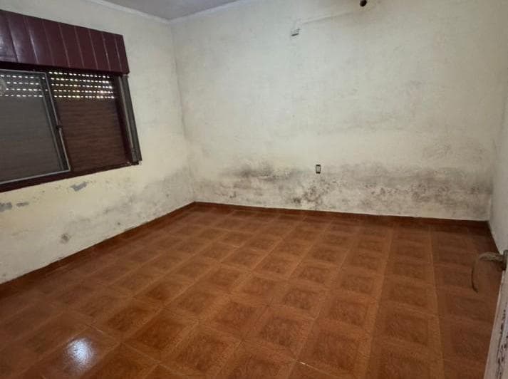 Se Vende Casa a Refaccionar 3 Ambientes - Quilmes - 3