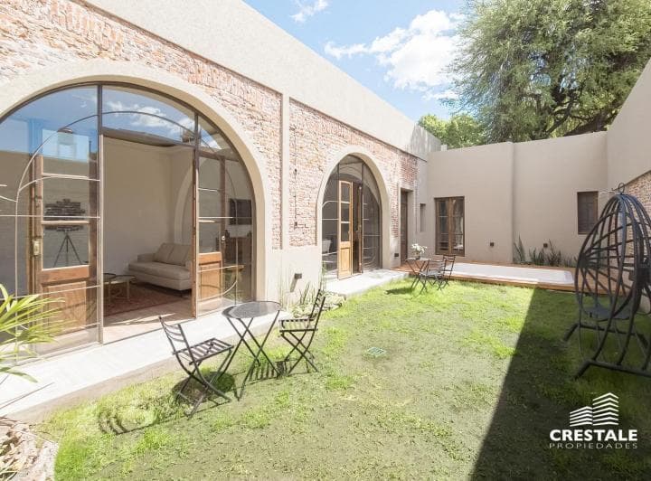 Venta Casa 3 Dorm. | Jardín y Piscina | Lourdes - Rosario - 3