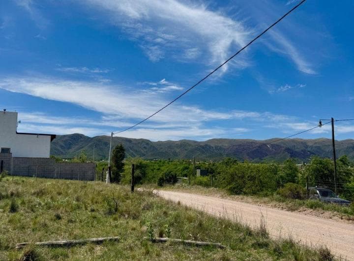 Terreno de 764 m Plano con Hermosa Vista en Villa Giardino, Oportunidad! - 2