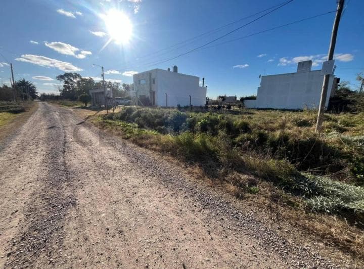 Lote en Venta en City Bell, La Plata - 3