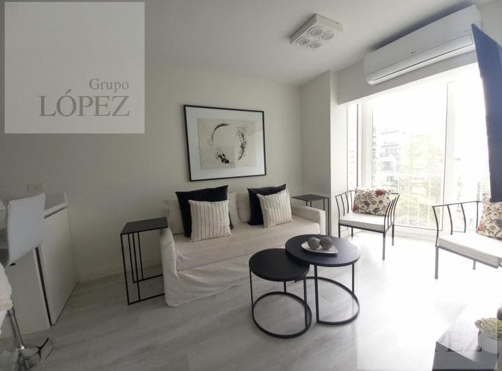 Alquiler Departamento Temporario de 3 Ambientes en Palermo Chico con Cochera - 2