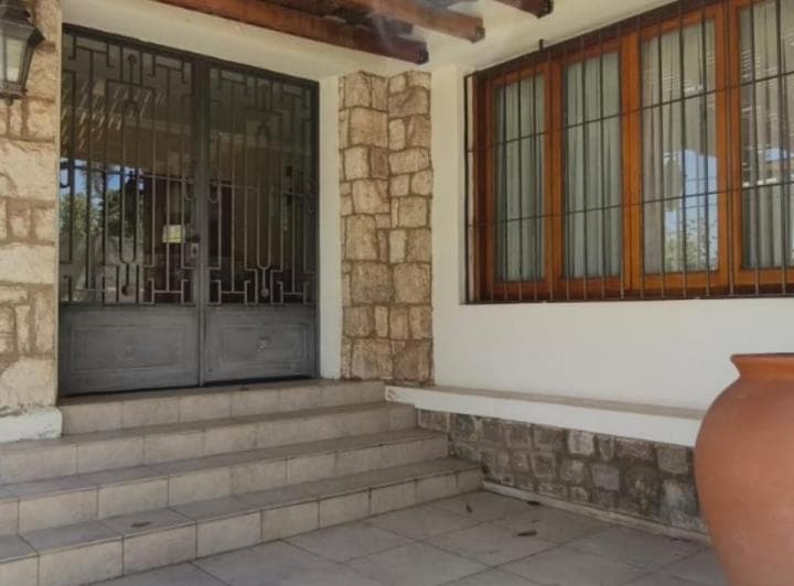 Venta Casa 5 Dorm. - Arguello - 4