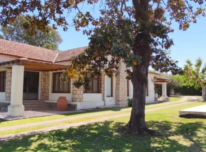 Venta Casa 5 Dorm. - Arguello - 2