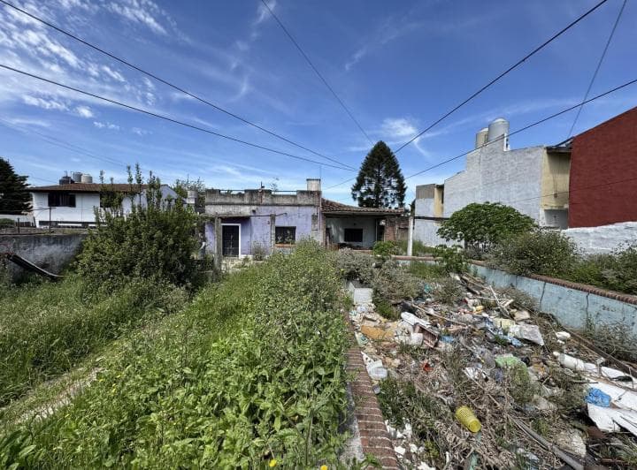 Casa con Terreno de 1.000 m² en Castelar Sur - 5
