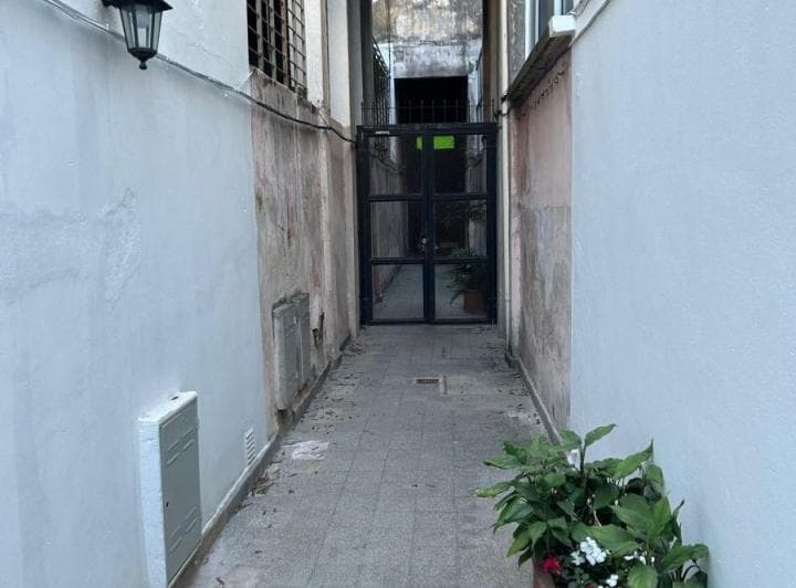 Departamento de Pasillo, de 1 Dormitorio con 51 m². - 3