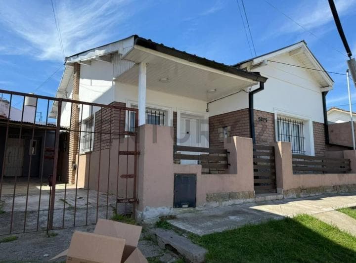 Casa 3 Ambientes Reciclada – Las Avs - 3