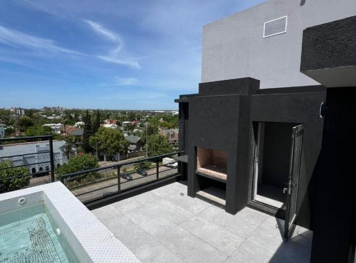 Triplex de 3 Amb en Venta con Terraza y Pileta Propia Tigre - 4