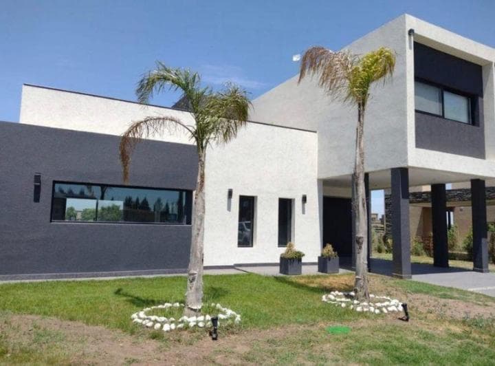 Casa en Alquiler Temporal en Santa Rita, Canning - 2