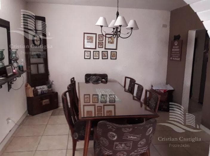 Venta - Casa Multifamiliar 4/cuatro Ambientes, Cochera - Villa Adelina, San Isidro - 5