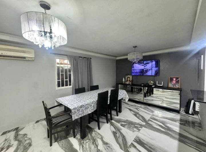 Venta | Casa de 4 Dorm. | San Miguel de Tucumán - 5