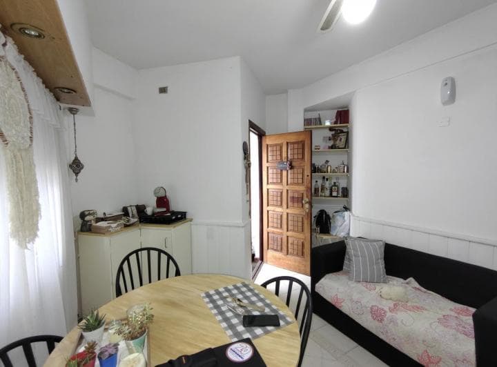 Departamento de 2 Ambiente y 1/2 con Amplio Patio en Pb - 5