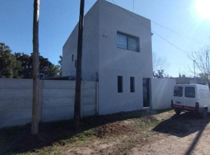 Casa Moderna de 2 Plantas en Francisco Álvarez – Apta Crédito - 2