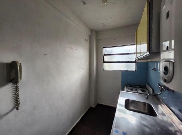 Venta Departamento de 2 Ambientes en Parque Patricios. Apto Credito. - 2