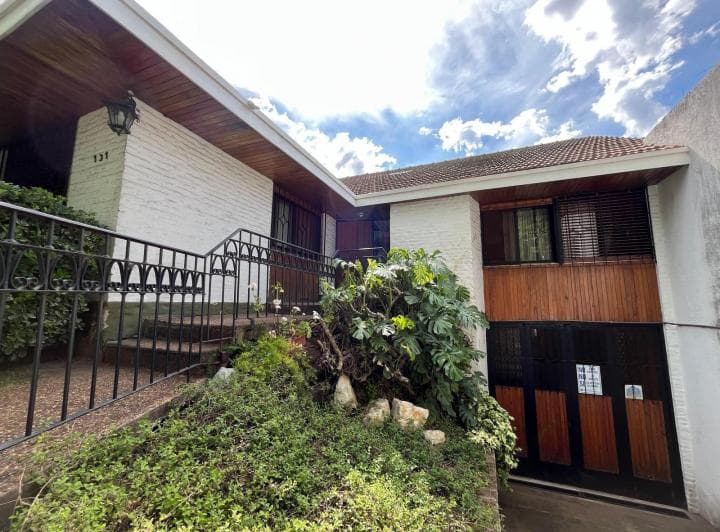 Av Fernandez 131, Barrio Ingles, Temperley Oeste - Chalet Amplio Garage, Sobre Lote de 470 m². - 5