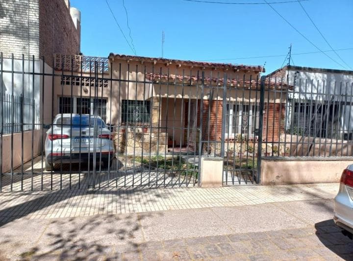 ¡Casa Para La Venta! Calle Mathus Hoyos, Bermejo - 2