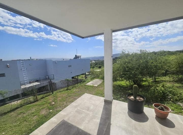 Venta Casa de 2 Dorm. en Carlos Paz - 3