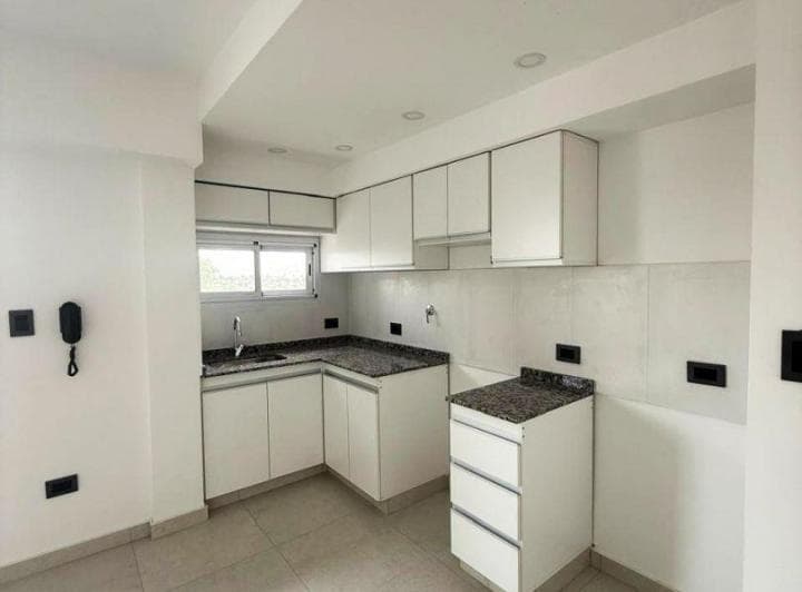 Venta Departamento 3 Ambientes con Cochera Martín Coronado - 3