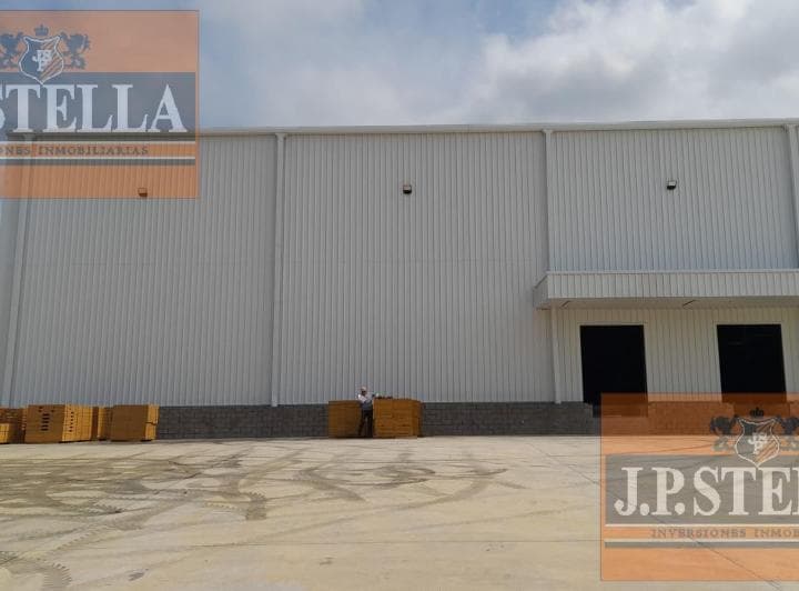 Nave Industrial 7.700 m² a Estrenar - Parque Industrial Reconquista - Trujui - Moreno - 3