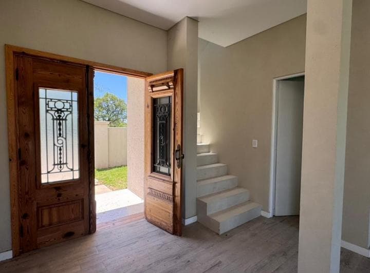 Gran Casa a La Laguna con Dependencia y Dos Galerias | San Matias | Maschwitz - 3