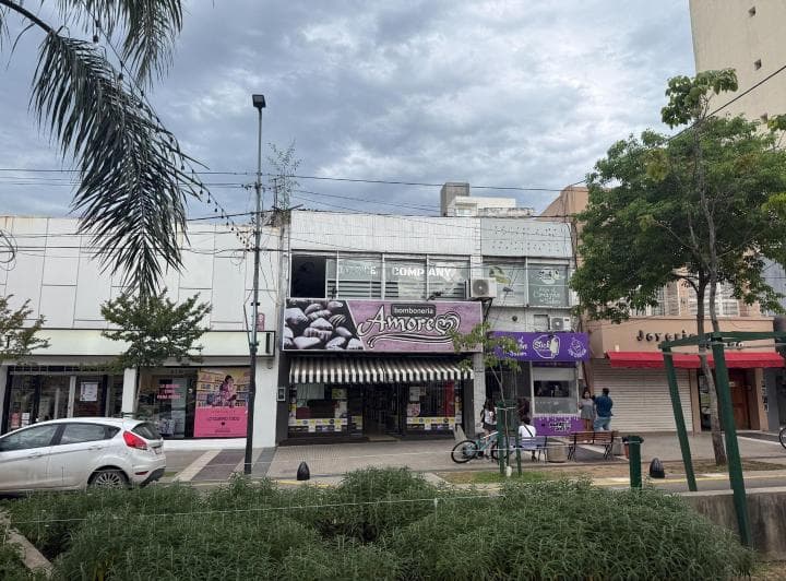 Local en Venta Campana - 2