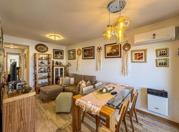 Departamento de 2 Dorm. con 2 Baños de Oportunidad en Abasto - 4