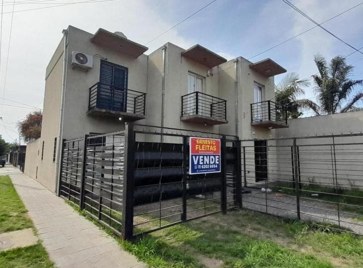 En Venta Duplex con Patio y Cochera Propia en Merlo - 3