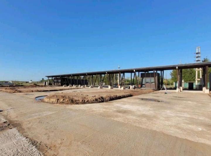 Terreno en Venta Funes Lake - 5