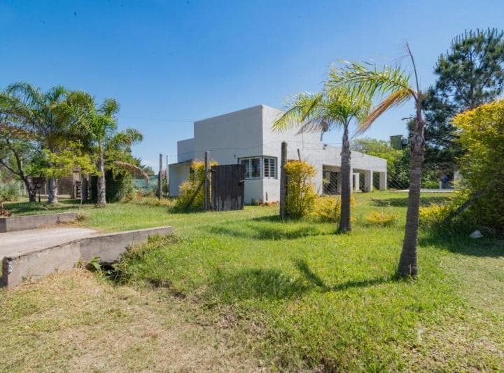 Casa Quinta en Zona de Loteo Jardines de La Costa - 2