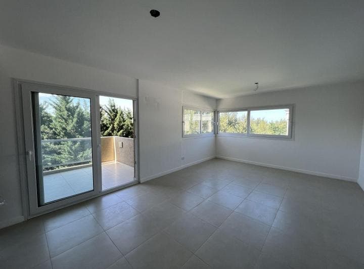 Departamento 2 Ambientes en Venta - Jardines del Palmar - 2