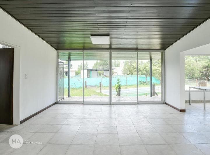 Casa 2 Dorm., Jardín y Piscina - Puerto Roldán - Roldán | Venta - 3