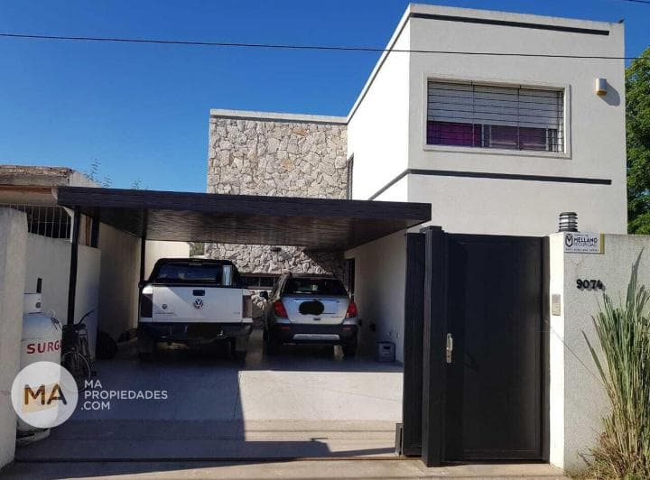 Casa 4 Dorm. con Pileta - o Higgins 9000 - Fisherton Rosario | Venta - 2