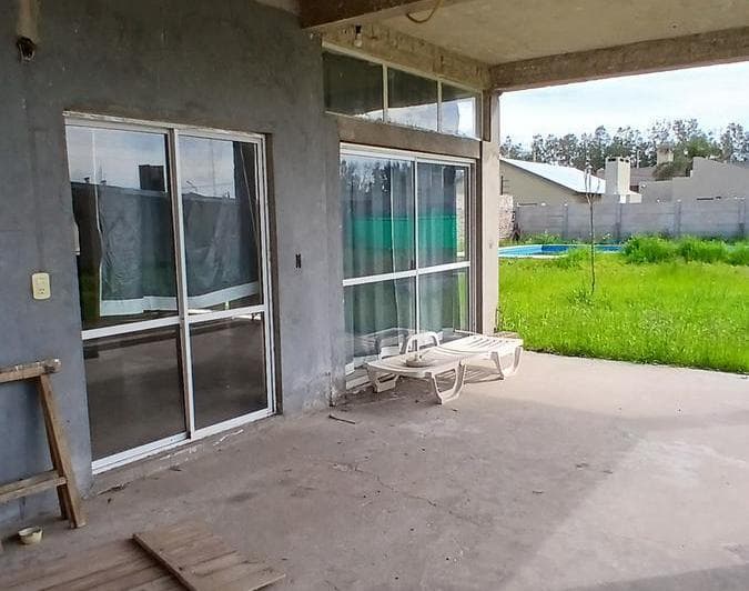 Casa 3 Dorm. con Jardín y Piscina - Tierra de Sueños 3 - Roldan | Venta - 2