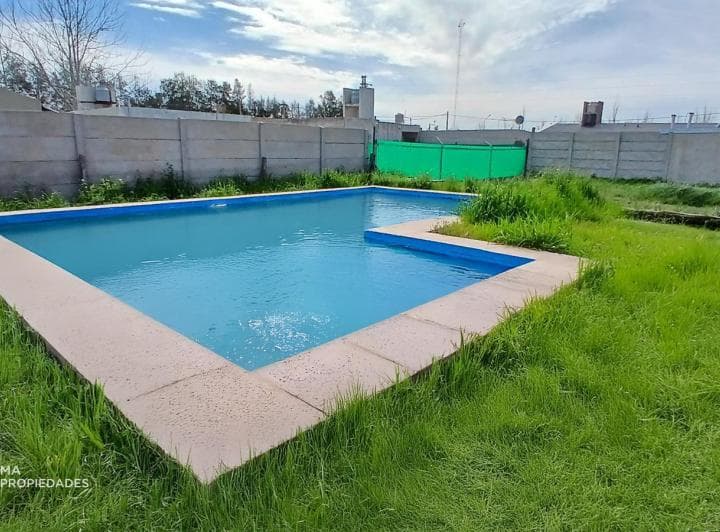 Casa 3 Dorm. con Jardín y Piscina - Tierra de Sueños 3 - Roldan | Venta - 4