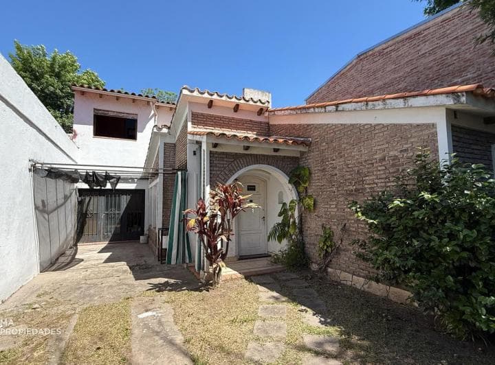 Casa de 4 Dorm. con Jardín - Dellarolle 7800 - Fisherton | Venta - 3