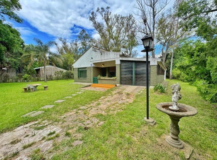 Venta - Casa en Funes - 3