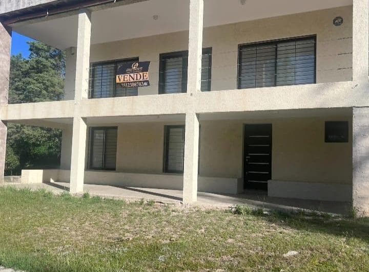 Casa de Campo en Venta. con Pileta Asador Hermosa Vista a Las Sierra - 2