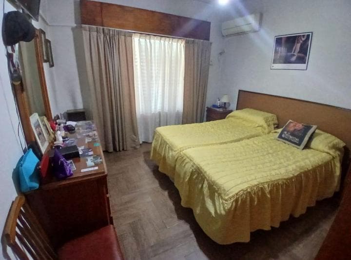 Casa con Departamento, Cochera, Quincho y Piscina en Venta en José Mármol - 5