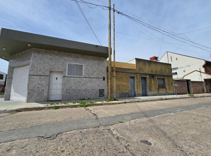 Venta de Dos Propiedades– Galpón o Local en Esquina + Casa de 3 Ambientesapto Credito! - 3