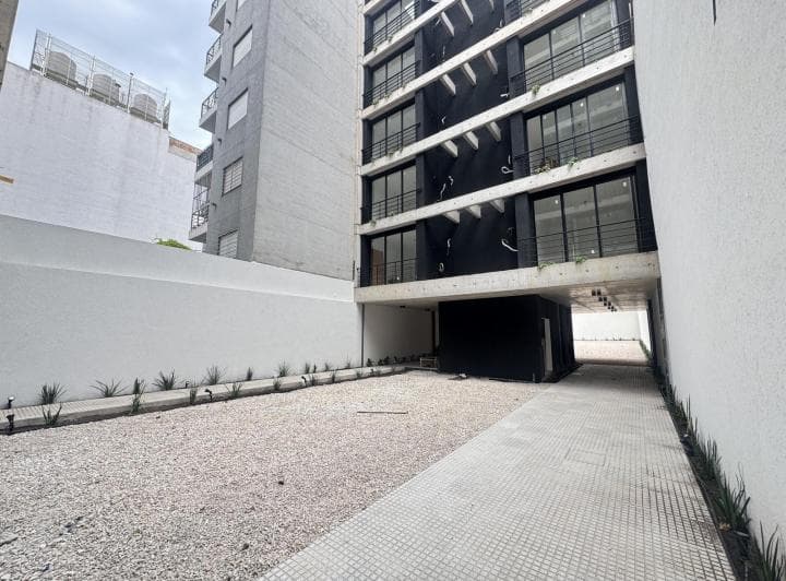 Moderno Departamento de 2 Ambientes en Venta en Morón - 5