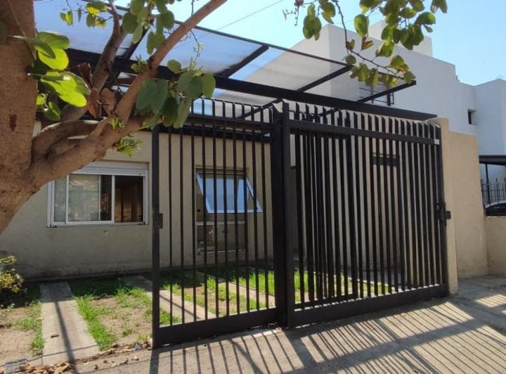 Excelente Oportunidad! a Estrenar - Casa en Villa Claret - Apto Crédito - 4