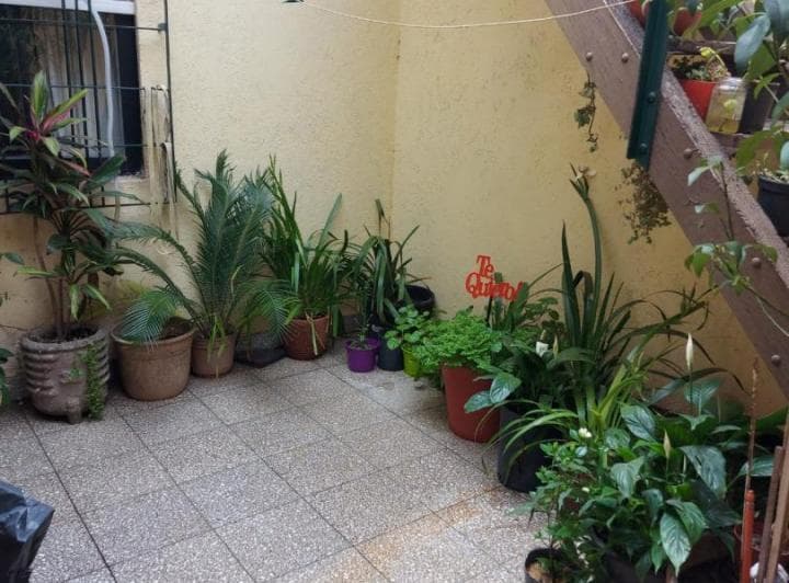En Venta en Palomar Casa en PH Al Frente de Tres Ambientes F: 8836 - 5