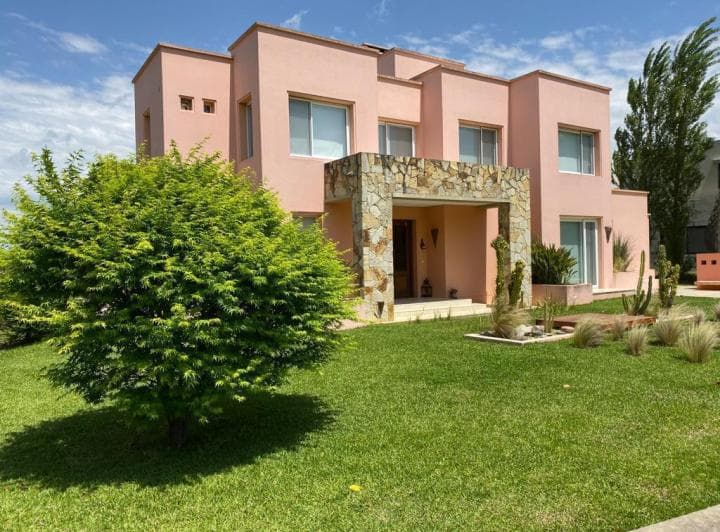 Casa Venta 6 Ambientes Isla Santa Mónica - Pileta Muelle Privado Vistas Panorámicas - 2