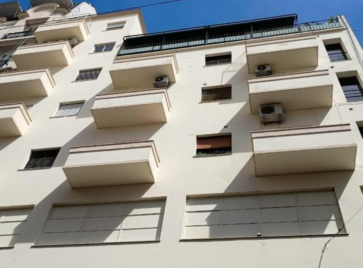A Reciclar, Oportunidad, Muy Lindo Departamento de 3 Amb. C/dpcias - 2