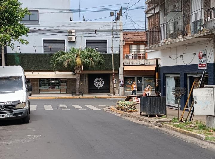 Local - Espacio Comercial en Tapiales - 2