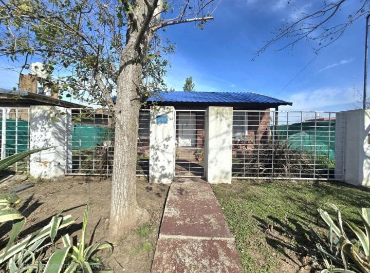 Casa en Venta 2 Dorm. Tierra de Sueños 3 Roldan - 4