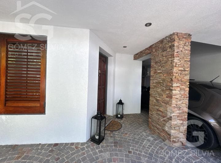 Casa en Venta 4 Ambientes en Castelar Norte - 2