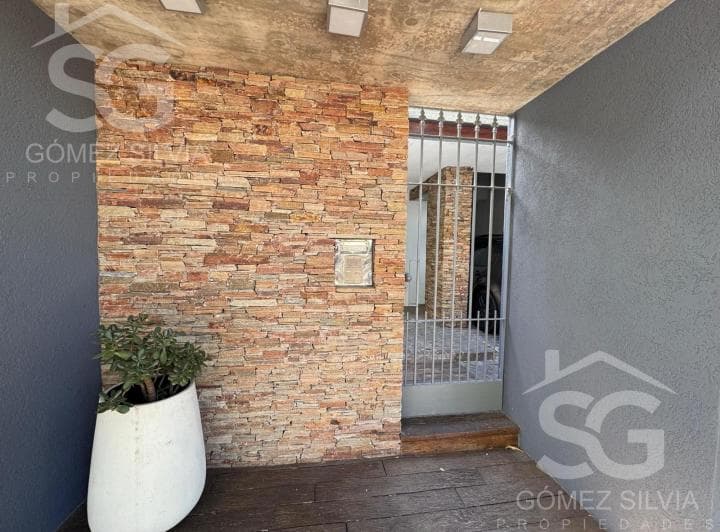 Casa en Venta 4 Ambientes en Castelar Norte - 3