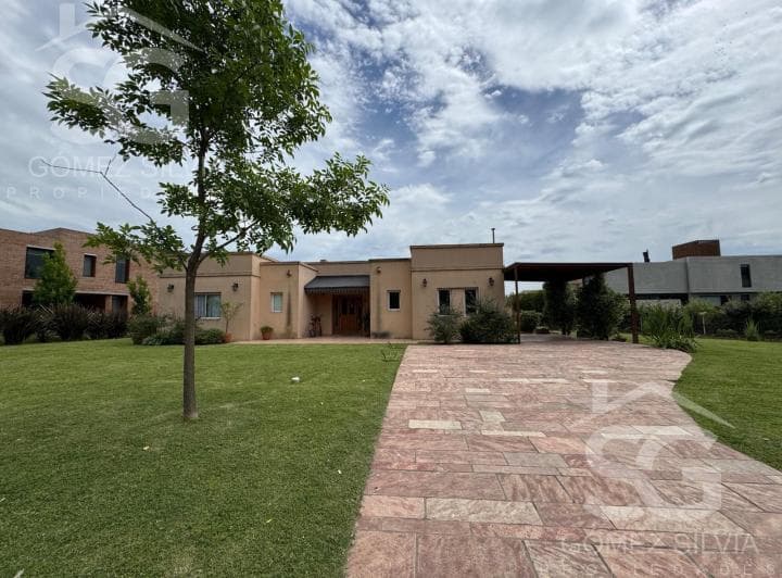Casa en Venta 4 Ambientes en Country Terravista, General Rodriguez - 4