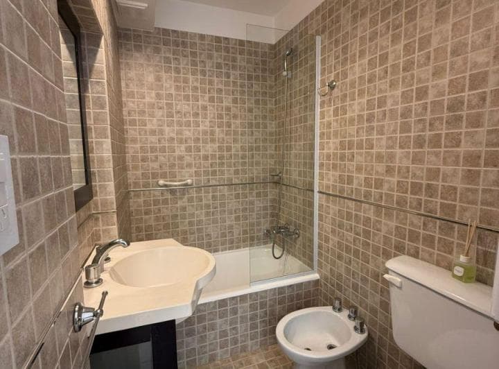 Venta Departamento 3 Ambientes con Balcón Zona Centro - 3