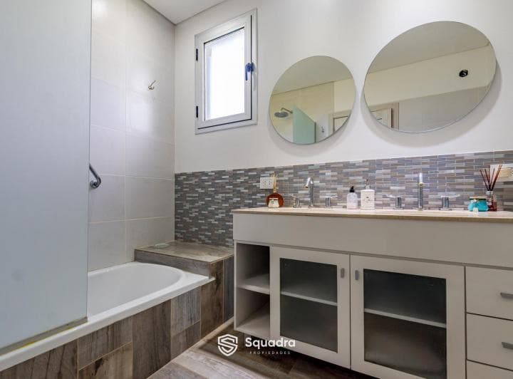 Venta - Casa 3 Dorm., Quincho y Piscina - Puerto Roldán. - 5